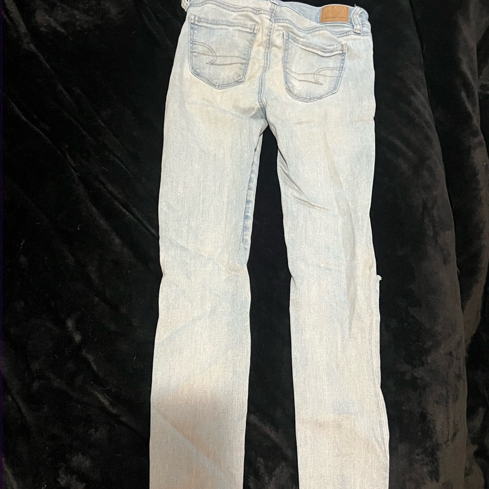 American Eagle Outfitters Light Blue Distressed Straight Leg Jeans - Picture 2 of 3